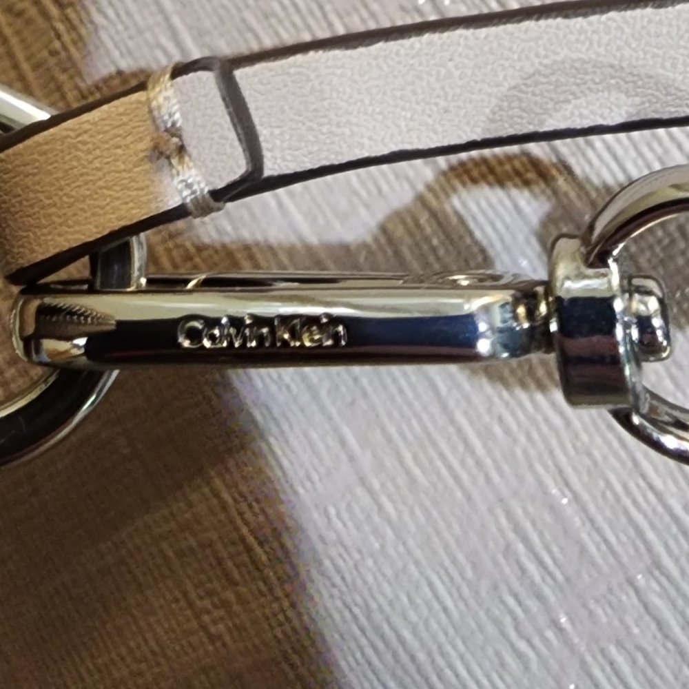 Calvin Klein bag - Picture 9 of 13